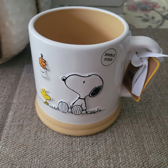Rae Dunn Peanuts collection "Fall Is In the Air" mug, new - Picture 3 of 5